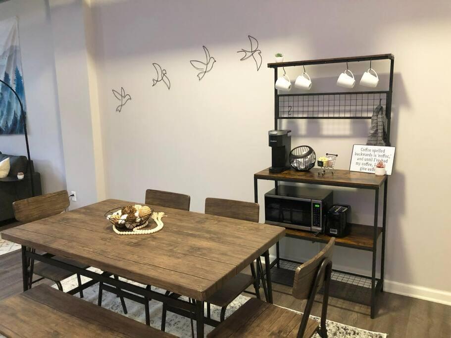 Downtown Cleveland -Modern First Floor Unit Apartment Екстериор снимка