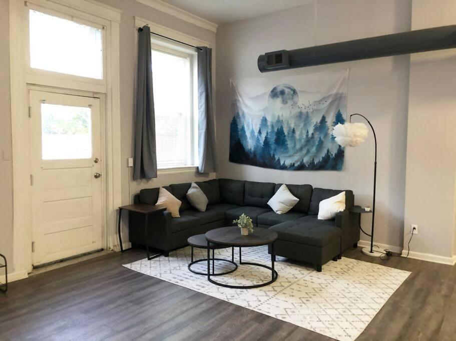 Downtown Cleveland -Modern First Floor Unit Apartment Екстериор снимка