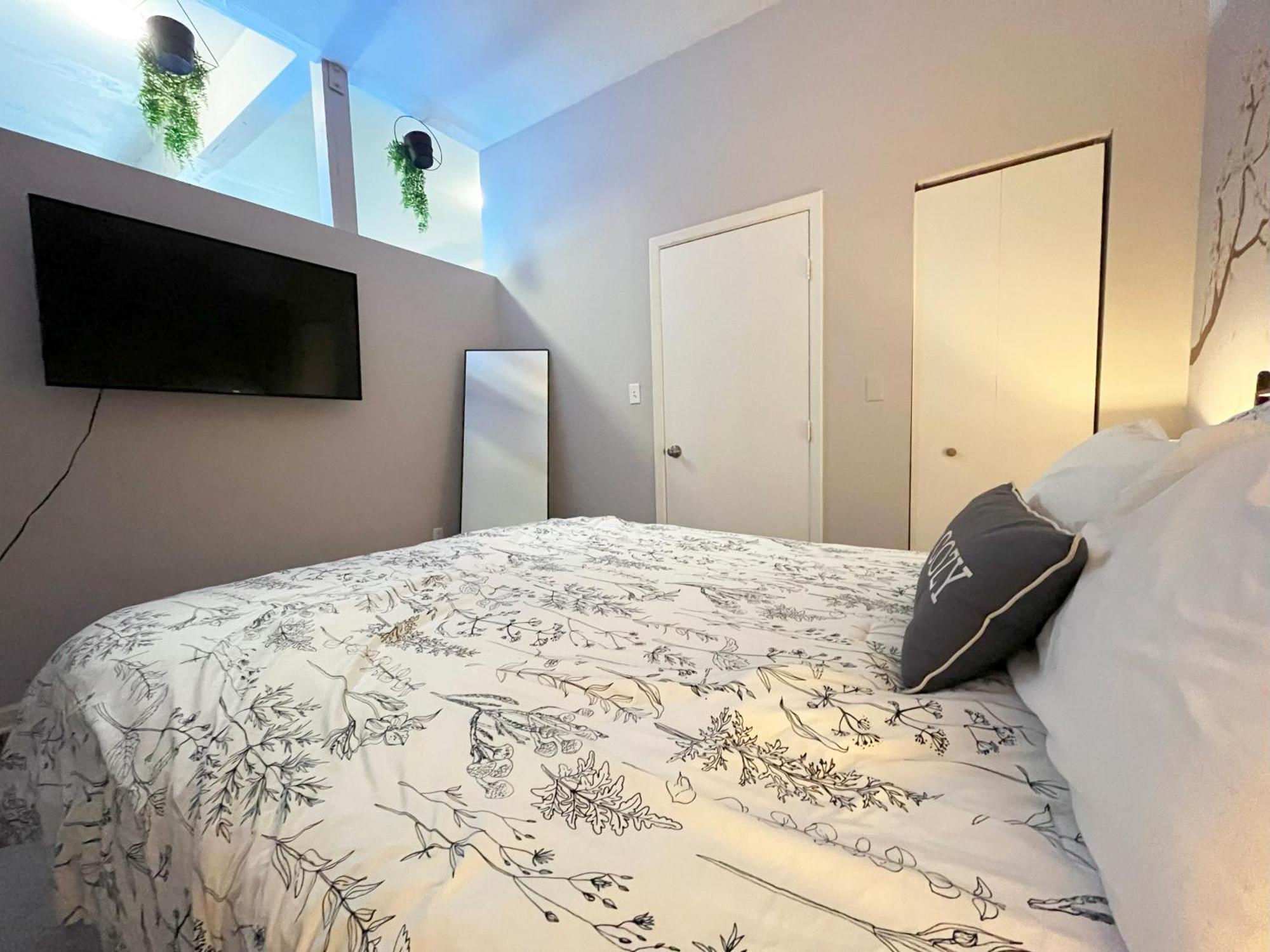 Downtown Cleveland -Modern First Floor Unit Apartment Екстериор снимка